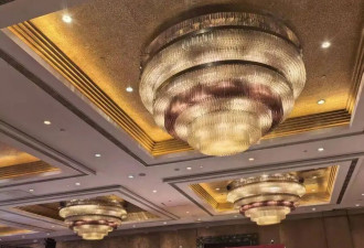 中国顶级拍卖行人员做局 168万“乾隆梅瓶”只值250
