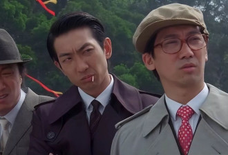 香港知名男星坐轮椅送别恩师，身形更加消瘦