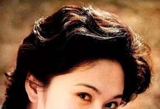 80年代家喻户晓女演员,嫁军委副主席儿子,离婚后混得咋样?