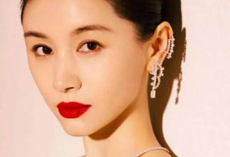 “曲妖精”王子文写真媚态十足！ 身材娇小却性感火辣