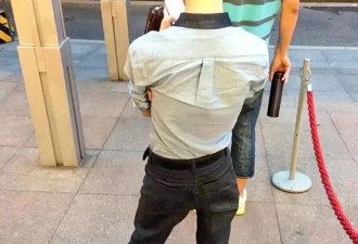 偶遇43岁郭敬明 又小又瘦像小孩……