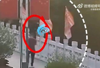 71岁大妈跳4米深河救人 拖回男子后悄悄离开