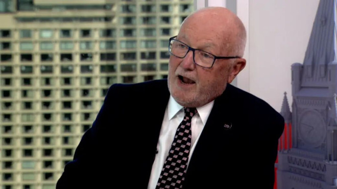 点击播放视频:"美国大使 Pete Hoekstra 谈特朗普最新山火烟霾言论"