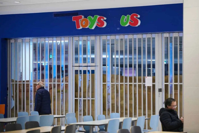 Toys "R" Us 门店外观