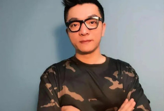 46岁汤潮近况曝光！娶美女高管颜安生下一子，如今婚姻幸福成人生赢家