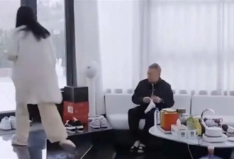 聂远女儿毕业照公开，上年学费30万的国际学校，家规严厉惹争议！