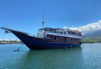 印尼游轮被巨浪击沉，中国游客漂流四五小时获救