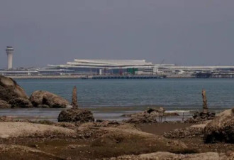 金门对面多了一座巨型机场,台湾忧军事与飞航安全