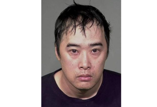 亚裔男子强闯民宅冒充房东：24名租客被骗押金 有人被迫露宿街头