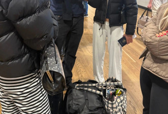 23岁格莱美歌手奥莉维亚！多次约会华尔街高管，同赴冰岛度假被拍