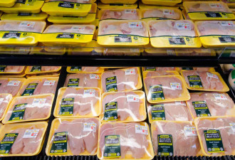 牛肉太贵想用鸡肉替代？可现在鸡肉也成奢侈品了，单月涨价8.2%