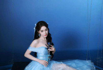 迪丽热巴出席某活动，晒出最新轻熟美照，摇曳身姿释放青春荷尔蒙
