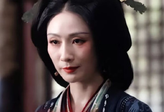 8年爱情长跑,结婚10年已离婚,没想到她凭《雀骨》又火了