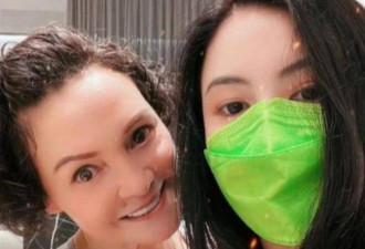 原来她是张柏芝妈妈 今68岁打扮时尚似少女