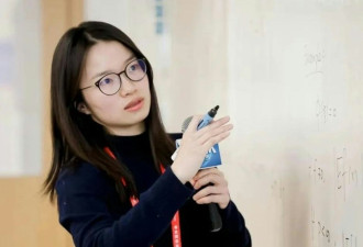 中国数学家王虹登顶菲尔兹奖 创造三项纪录
