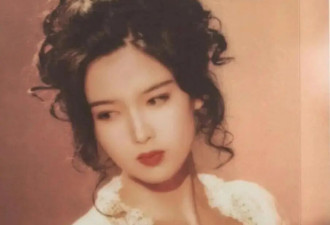 周慧敏罕见复古性感写真遭到曝光，原来不止有清纯女神的一面