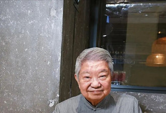 谢贤离世仅1天，私生活被彻底曝光，原来他与...