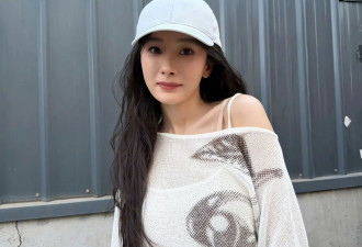 杨幂果然是夏日穿搭范本！2套清爽私服可盐可甜，少女感焊在身上！