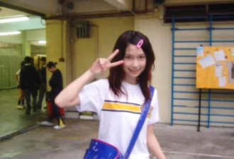 Angelababy 13岁旧照曝光，“戴牙套”稚气感十足
