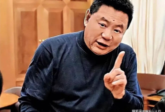 刘銮雄75岁生日甘比全程沉默，吕丽君女儿高调晒照
