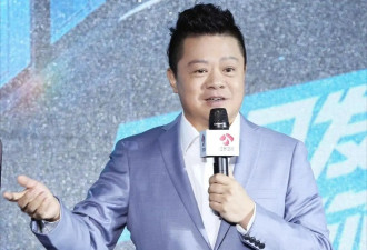 违背父亲意愿，娶央视主持为妻，如今已是大老板