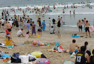 深圳武术教练海边游泳溺亡，沙滩管理方称有警示