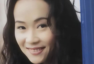 丁克38年，丈夫出轨8次坚决不离婚，如今63岁的叶童，活得潇洒